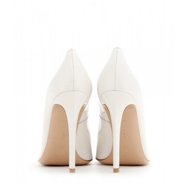 Patent-leather pumps