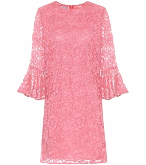 Lace dress with short sleeves